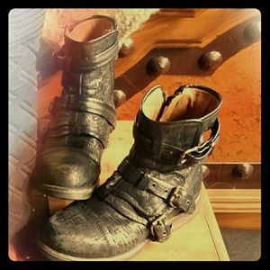 UGG elisabeta moto boots